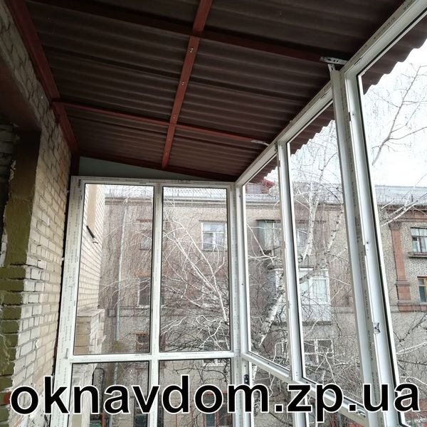 Дах із керамопласту на балконі