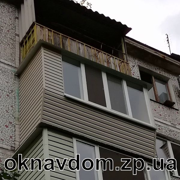 Розварка з виносом під підвіконня, обшивка зовнішня сайдинг